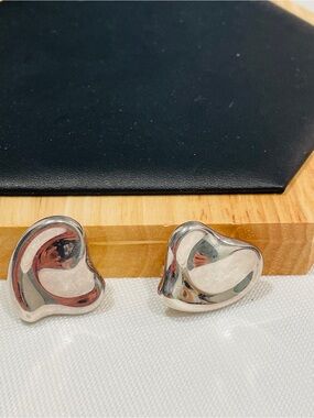 Tiffany & Co. Elsa Peretti Full puffy Heart Sterling Silver Ear Clips